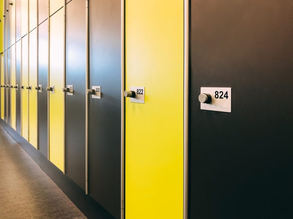 gym changing room lockers 2024 10 18 05 28 15 utc Easy Resize.com