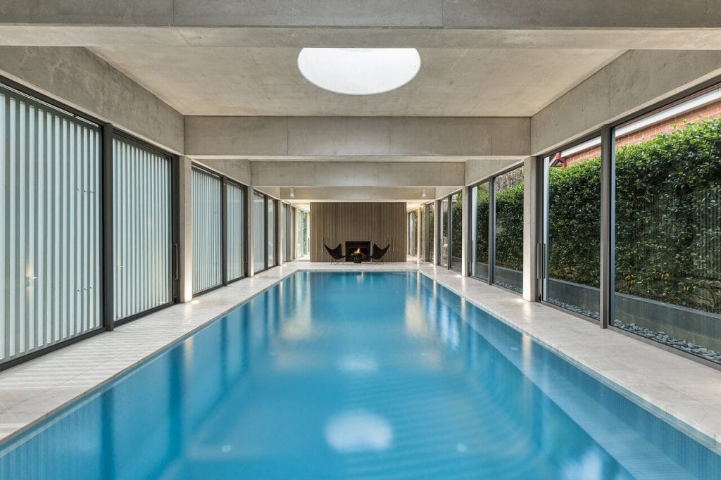 indoor pool 2024 09 12 02 43 05 utc Easy Resize.com